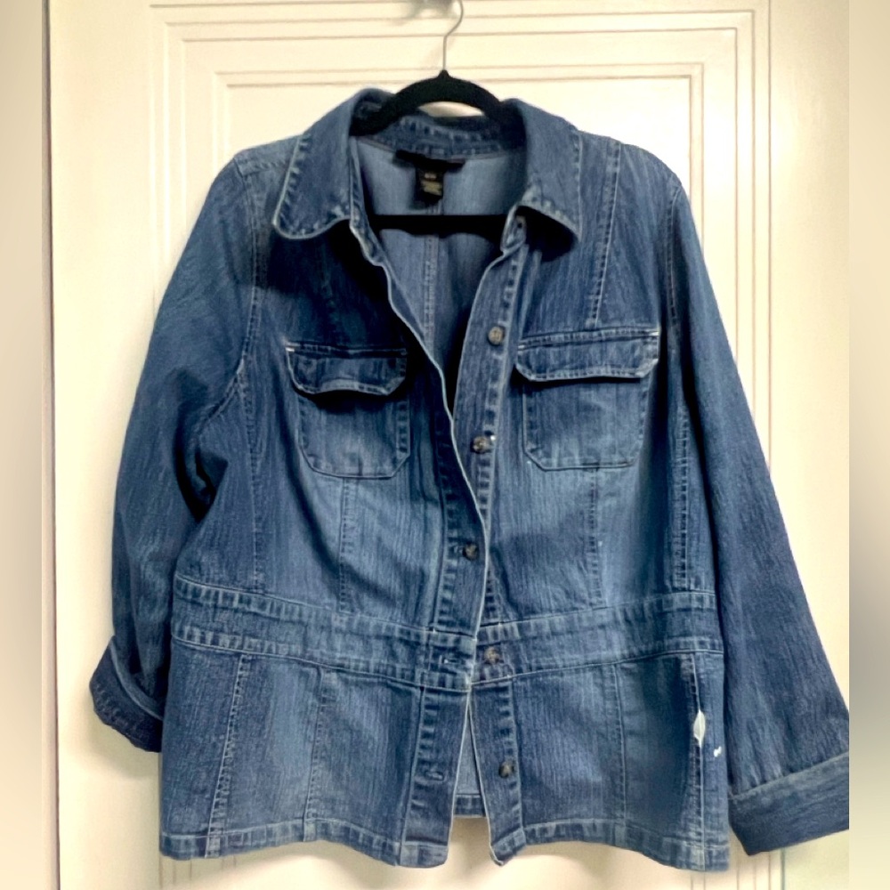 Jean jacket Lane Bryant Venezia denim plus size 18/20 Vintage look blue jeans